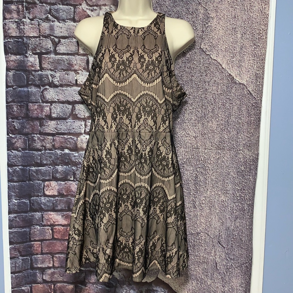 Beautiful Black & Pink Lace Dress XLarge Youth